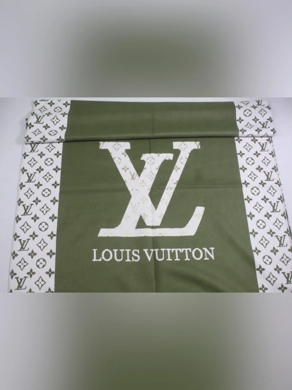 Louis Vuitton Olive Green and White Monogram Shawl Wrap